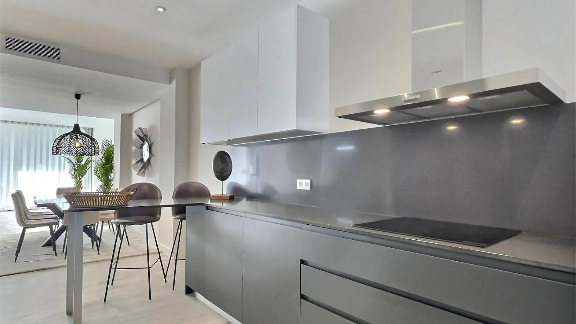 San Roque Golf Club, Step Into Elegance With This 3-Bedroom Luxury Modern Townhouse Close To Sotogrande Spain