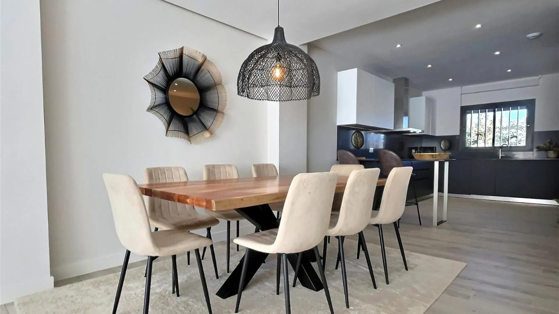 San Roque Golf Club, Step Into Elegance With This 3-Bedroom Luxury Modern Townhouse Close To Sotogrande Holiday home